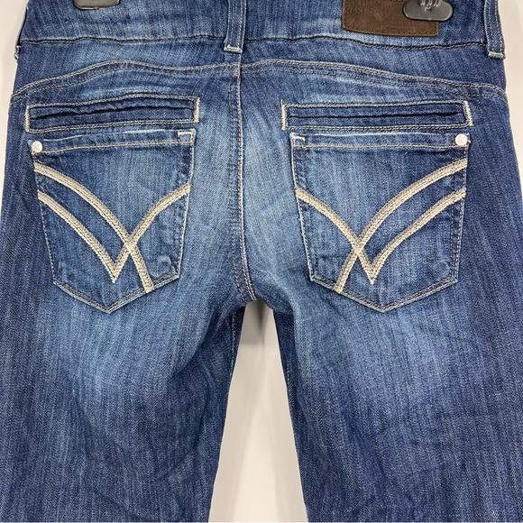 William east flare Jean size 26 - Picture 3 of 16